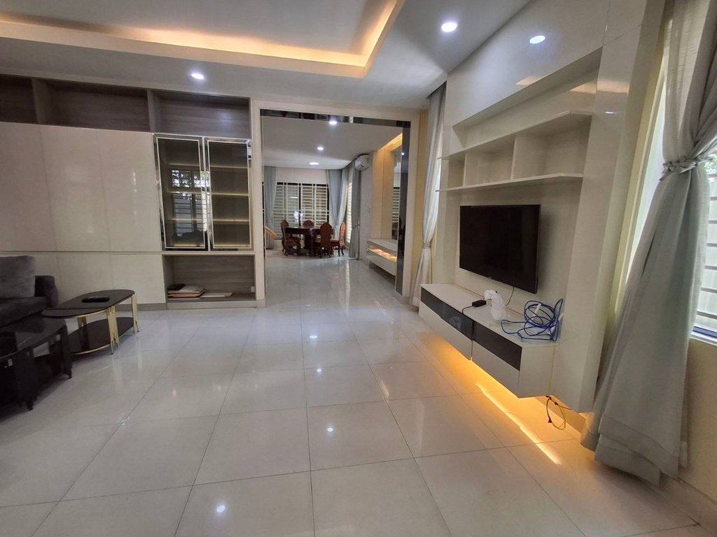 Flat House For Rent At PH Boeung Snor