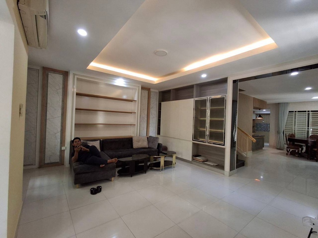 Flat House For Rent At PH Boeung Snor