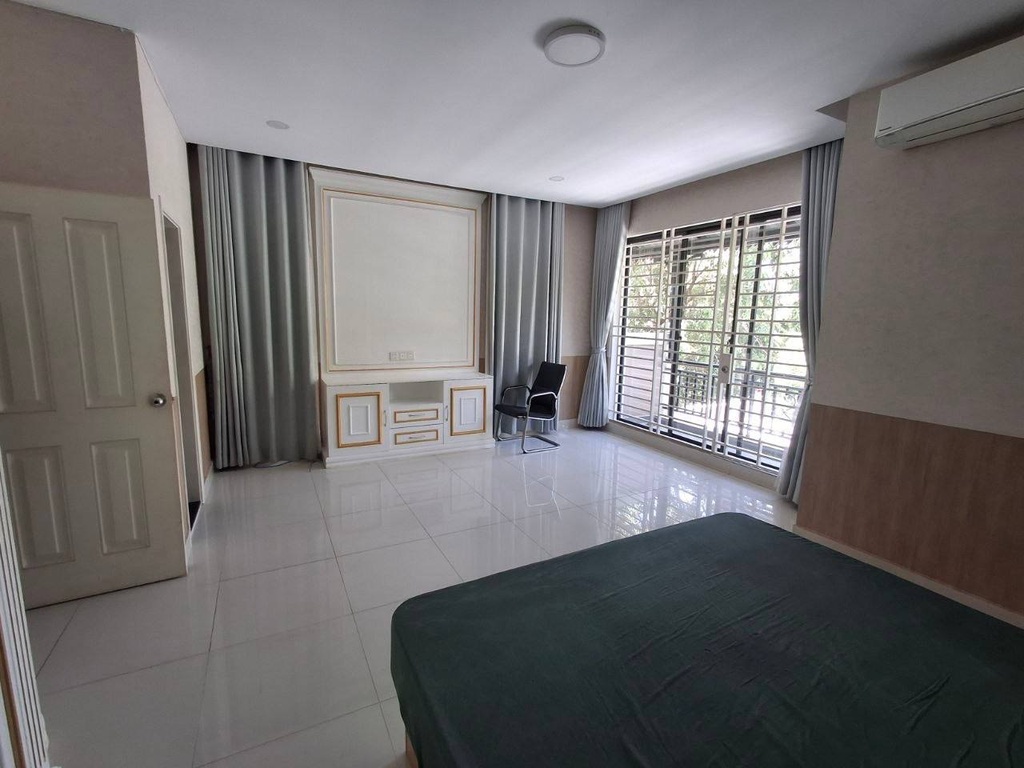 ShopHouse  For Rent at PH Boeung Snor