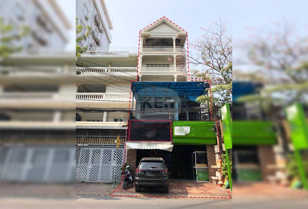 Shop hours